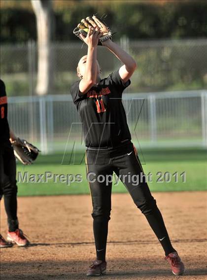 Thumbnail 3 in La Habra vs. Mission Viejo (Woodbridge Tournament) photogallery.