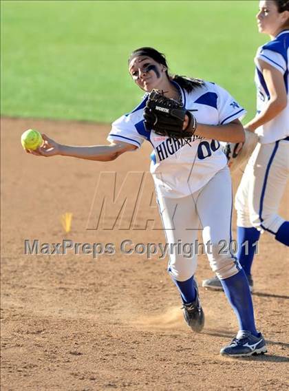Thumbnail 1 in La Habra vs. Mission Viejo (Woodbridge Tournament) photogallery.