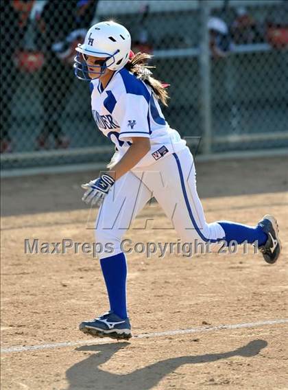Thumbnail 3 in La Habra vs. Mission Viejo (Woodbridge Tournament) photogallery.