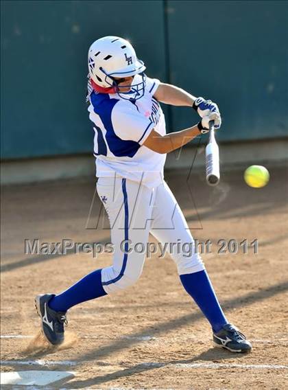Thumbnail 1 in La Habra vs. Mission Viejo (Woodbridge Tournament) photogallery.