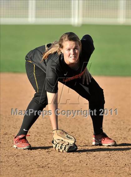 Thumbnail 1 in La Habra vs. Mission Viejo (Woodbridge Tournament) photogallery.