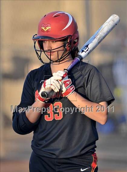 Thumbnail 1 in La Habra vs. Mission Viejo (Woodbridge Tournament) photogallery.