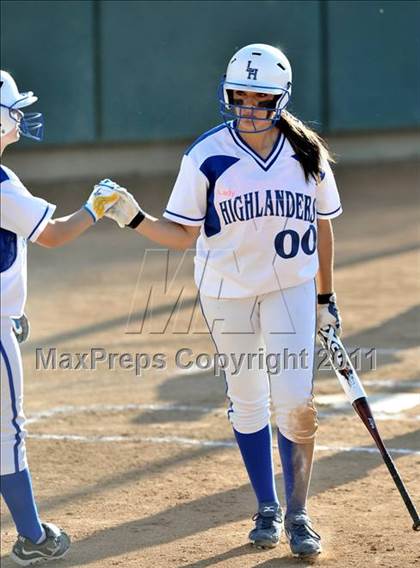 Thumbnail 3 in La Habra vs. Mission Viejo (Woodbridge Tournament) photogallery.