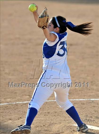 Thumbnail 1 in La Habra vs. Mission Viejo (Woodbridge Tournament) photogallery.