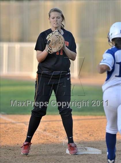 Thumbnail 1 in La Habra vs. Mission Viejo (Woodbridge Tournament) photogallery.