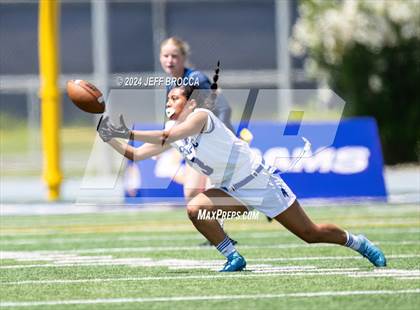 Thumbnail 3 in Lompoc vs. Camarillo photogallery.