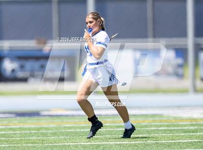 Thumbnail 2 in Lompoc vs. Camarillo photogallery.