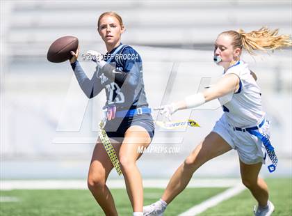 Thumbnail 3 in Lompoc vs. Camarillo photogallery.