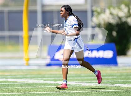 Thumbnail 3 in Lompoc vs. Camarillo photogallery.