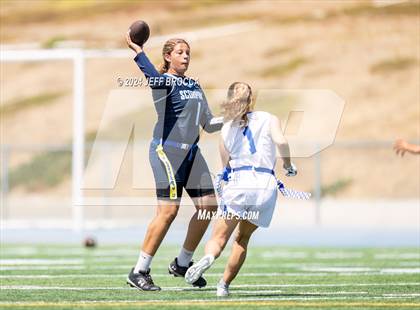 Thumbnail 2 in Lompoc vs. Camarillo photogallery.