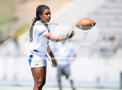 Thumbnail 1 in Lompoc vs. Camarillo photogallery.