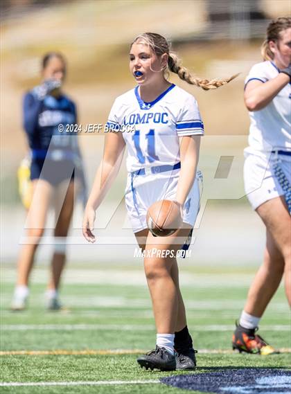 Thumbnail 2 in Lompoc vs. Camarillo photogallery.