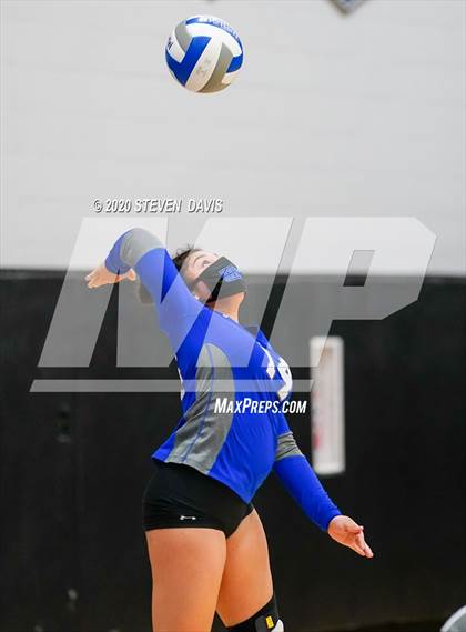 Thumbnail 1 in Youngker @ Mesquite photogallery.
