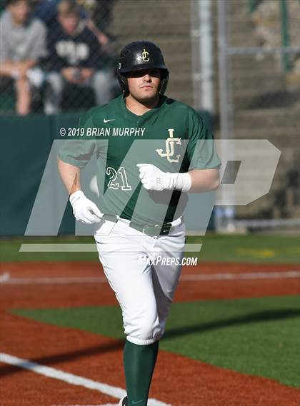 Thumbnail 2 in Jesuit vs Wilson (OSAA 6A 1st Round) photogallery.