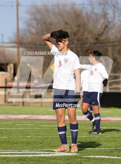 Thumbnail 3 in Life Waxahachie vs. Carthage (Terrell Winter Classic) photogallery.