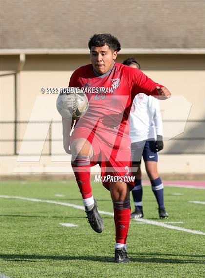 Thumbnail 3 in Life Waxahachie vs. Carthage (Terrell Winter Classic) photogallery.