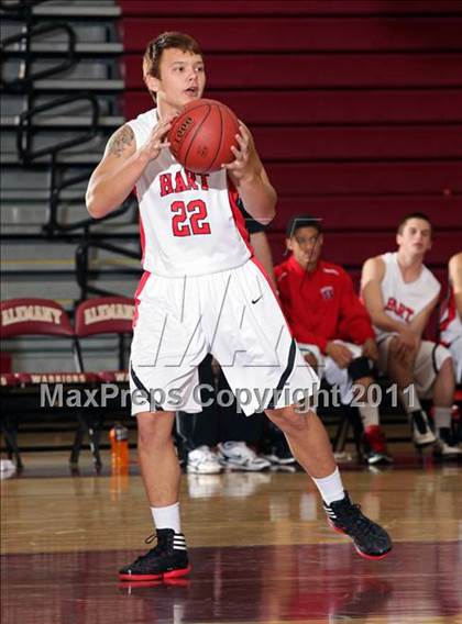 Thumbnail 1 in Oak Park vs. Hart (SFV Invitational) photogallery.