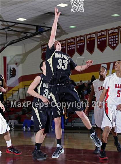 Thumbnail 1 in Oak Park vs. Hart (SFV Invitational) photogallery.