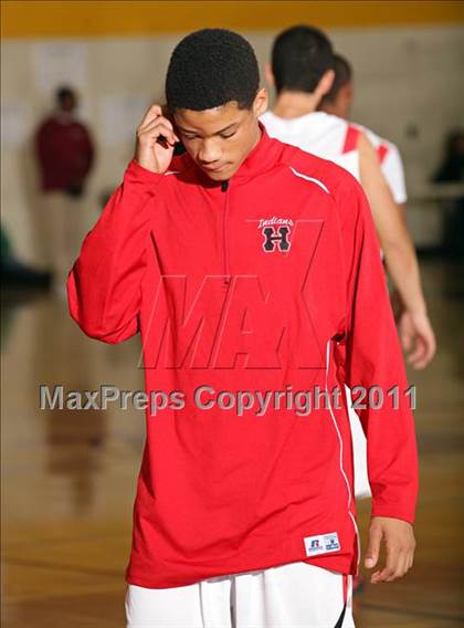Thumbnail 3 in Oak Park vs. Hart (SFV Invitational) photogallery.