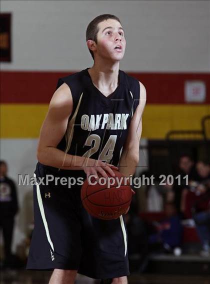 Thumbnail 1 in Oak Park vs. Hart (SFV Invitational) photogallery.