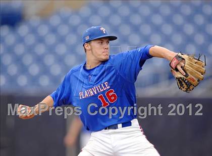 Thumbnail 3 in Weston vs. Plainville (CIAC Class M Semifinal) photogallery.
