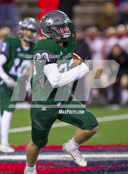 Thumbnail 2 in Westhampton Beach vs. Half Hollow Hills West - Section XI Division III Finals photogallery.