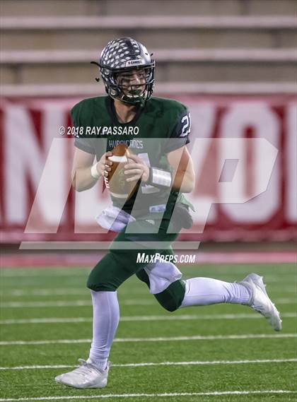 Thumbnail 1 in Westhampton Beach vs. Half Hollow Hills West - Section XI Division III Finals photogallery.