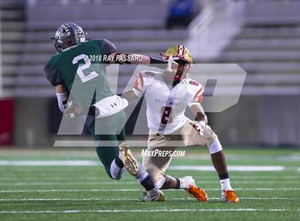 Thumbnail 2 in Westhampton Beach vs. Half Hollow Hills West - Section XI Division III Finals photogallery.