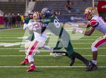 Thumbnail 2 in Westhampton Beach vs. Half Hollow Hills West - Section XI Division III Finals photogallery.