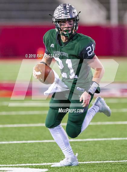 Thumbnail 1 in Westhampton Beach vs. Half Hollow Hills West - Section XI Division III Finals photogallery.