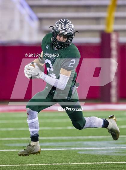 Thumbnail 2 in Westhampton Beach vs. Half Hollow Hills West - Section XI Division III Finals photogallery.