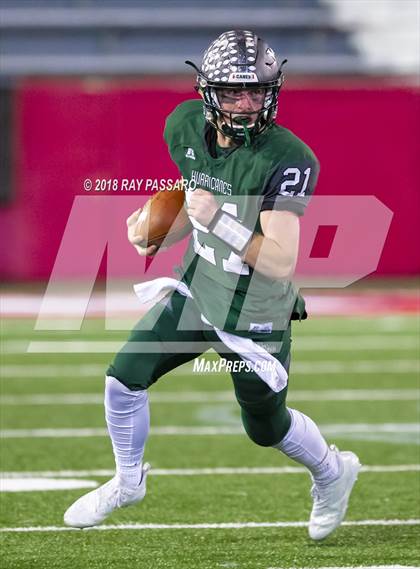 Thumbnail 3 in Westhampton Beach vs. Half Hollow Hills West - Section XI Division III Finals photogallery.