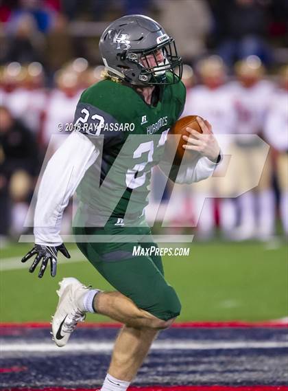 Thumbnail 1 in Westhampton Beach vs. Half Hollow Hills West - Section XI Division III Finals photogallery.