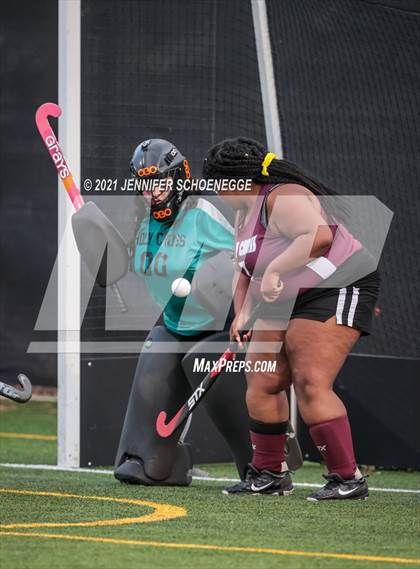 Thumbnail 1 in Holy Cross @ DuPont Manual (KHSAA Region 4 Playoff) photogallery.
