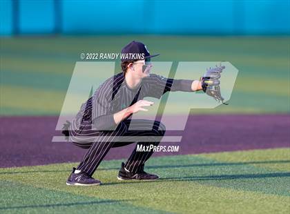 Thumbnail 1 in Southlake Carroll vs. Keller (UIL 6A Region 1 Regional Playoff Final Game 1) photogallery.