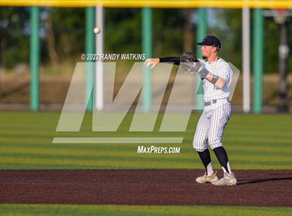 Thumbnail 1 in Southlake Carroll vs. Keller (UIL 6A Region 1 Regional Playoff Final Game 1) photogallery.