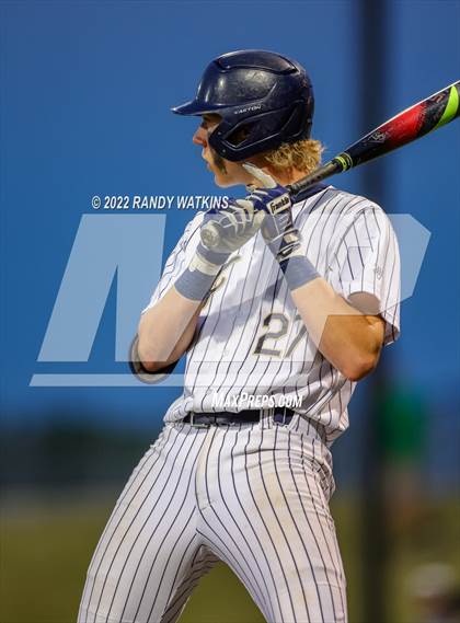 Thumbnail 3 in Southlake Carroll vs. Keller (UIL 6A Region 1 Regional Playoff Final Game 1) photogallery.