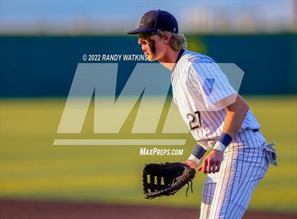 Thumbnail 1 in Southlake Carroll vs. Keller (UIL 6A Region 1 Regional Playoff Final Game 1) photogallery.