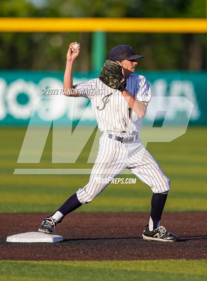 Thumbnail 1 in Southlake Carroll vs. Keller (UIL 6A Region 1 Regional Playoff Final Game 1) photogallery.