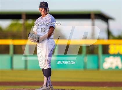 Thumbnail 3 in Southlake Carroll vs. Keller (UIL 6A Region 1 Regional Playoff Final Game 1) photogallery.