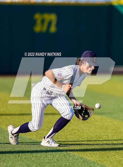 Thumbnail 2 in Southlake Carroll vs. Keller (UIL 6A Region 1 Regional Playoff Final Game 1) photogallery.