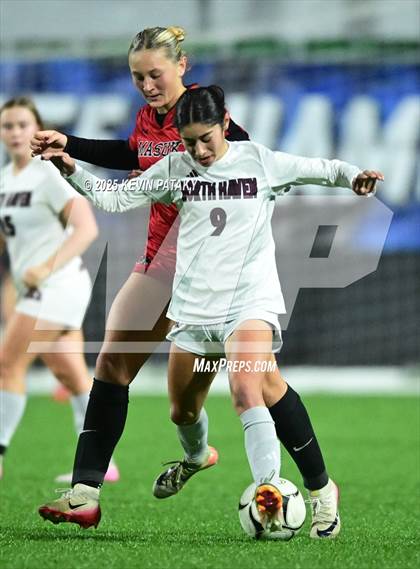 Thumbnail 2 in North Haven vs. Masuk (CIAC Class L Final) photogallery.