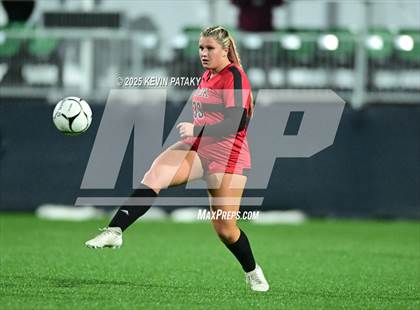 Thumbnail 3 in North Haven vs. Masuk (CIAC Class L Final) photogallery.