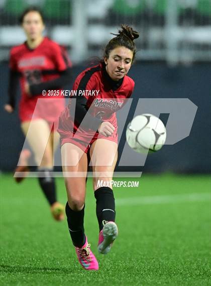 Thumbnail 2 in North Haven vs. Masuk (CIAC Class L Final) photogallery.