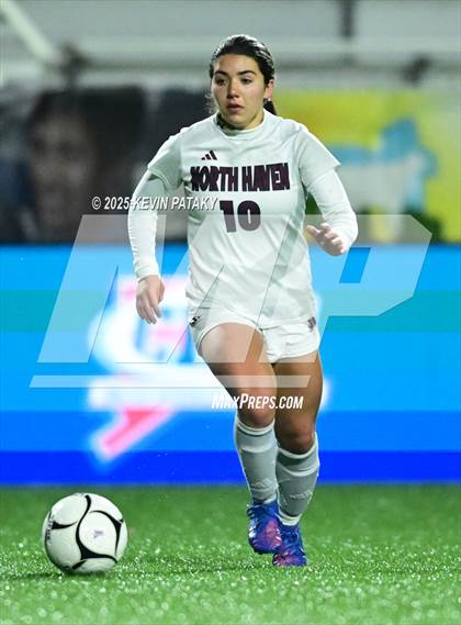 Thumbnail 1 in North Haven vs. Masuk (CIAC Class L Final) photogallery.