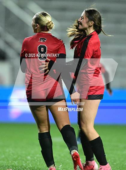 Thumbnail 3 in North Haven vs. Masuk (CIAC Class L Final) photogallery.