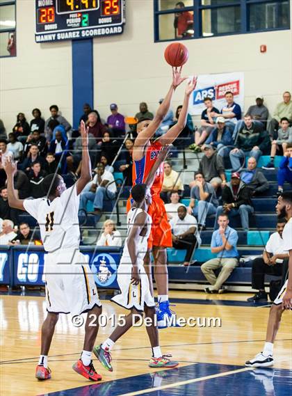Thumbnail 3 in Bartow vs. Lakewood photogallery.