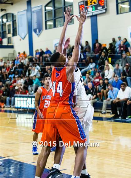 Thumbnail 2 in Bartow vs. Lakewood photogallery.