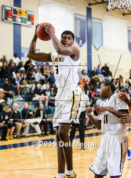 Thumbnail 3 in Bartow vs. Lakewood photogallery.