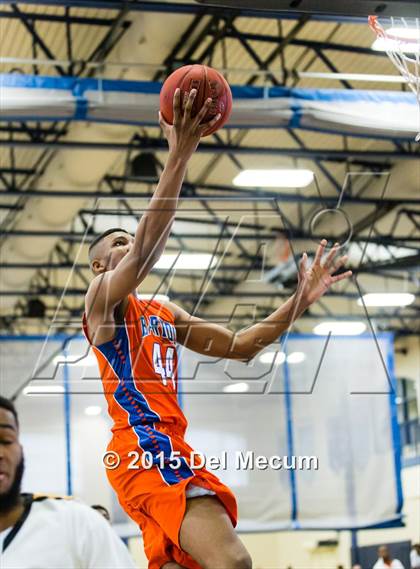 Thumbnail 2 in Bartow vs. Lakewood photogallery.